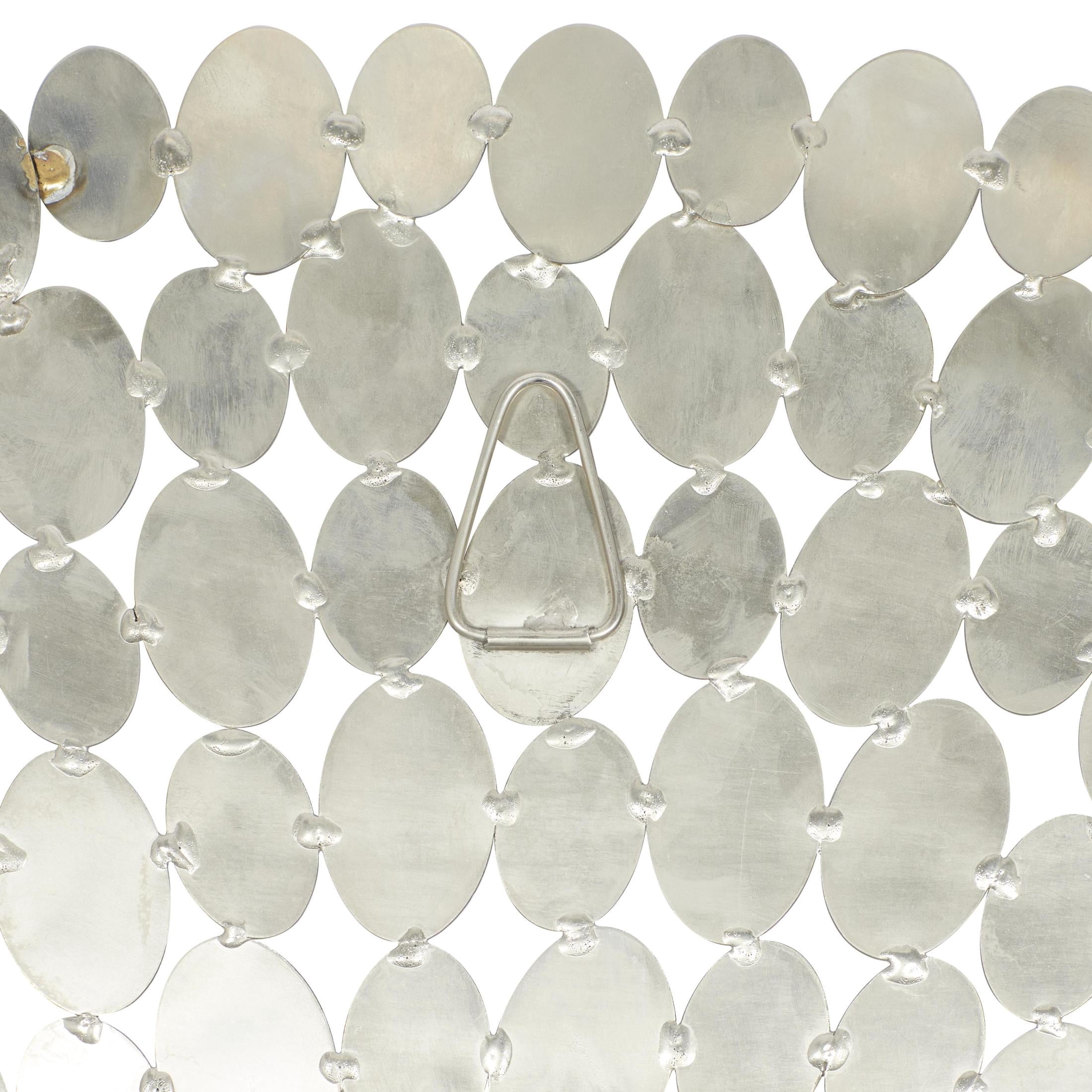 DecMode Silver Stainless Steel Metal Plate Wall Decor