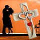 thumbnail image 5 of Cruz De Madera Tallada Hueco Corazones Entrelazados Amor Cruz Colgante Amor Pareja Familia Decoración De Pared Arte Rústico Artesanía Adorno Colgante ANGGREK Otros, 5 of 7