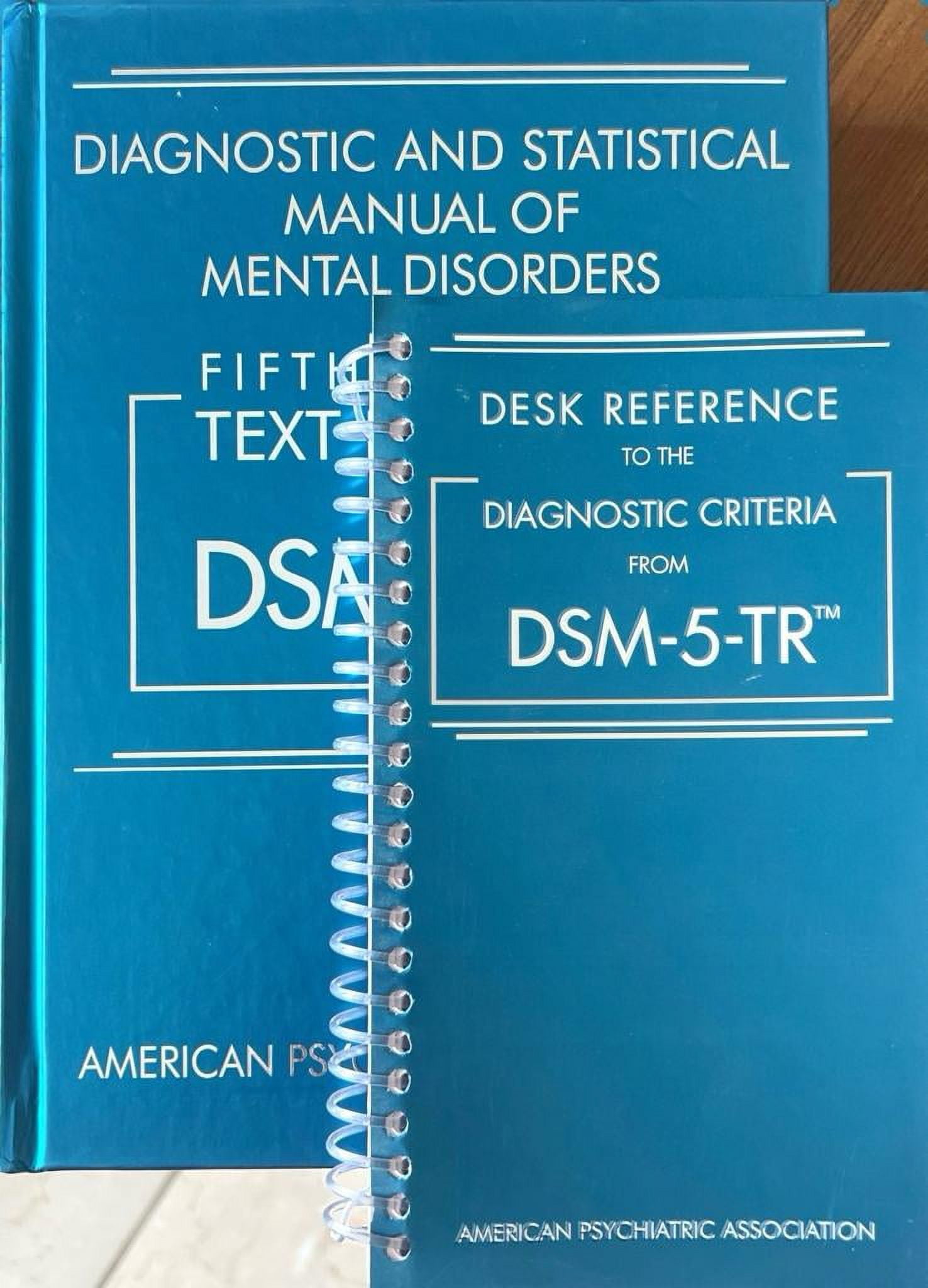 DSM 5 tr Diagnostic and Statistical Manual of Mental Disorders HARDCOVER and DSM 5 tr Desk Reference Spiralbound Combo Pack