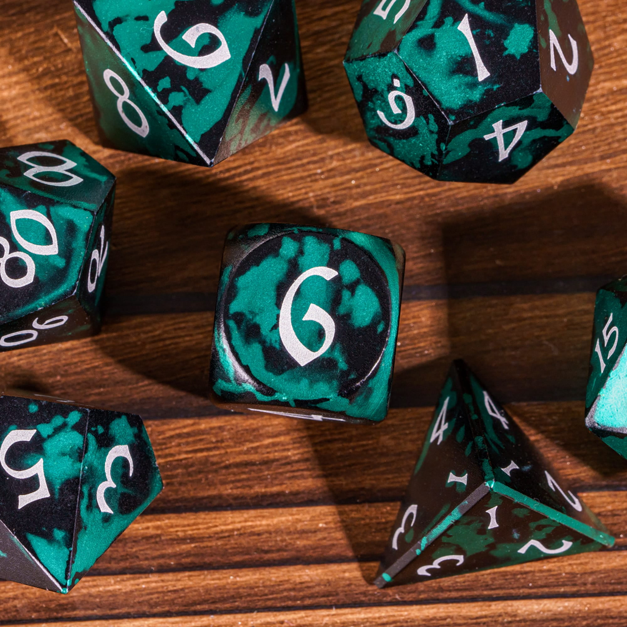 Cusdie 7-Die DND Dice Set - Premium Aluminum Metal Dice Polyhedral D&D Dice Set for Dungeons and Dragons TTRPG Role Playing Games