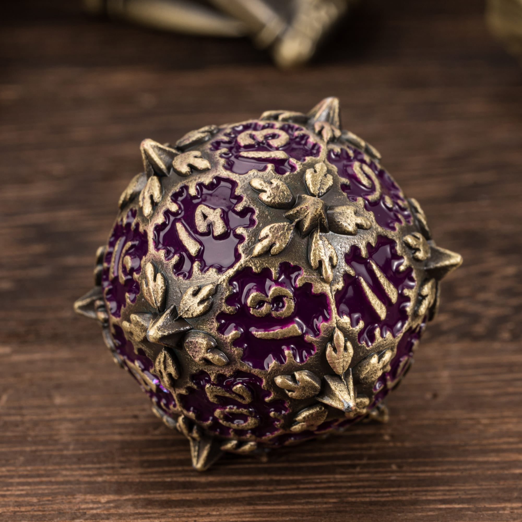 Cusdie Metal DND Dice Set, 7 die Metal Polyhedral D&D Dice Set Dragon Theme Dice for DND Dungeons and Dragons TTRPG Role Playing Games