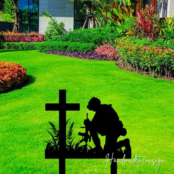 Handmadetneonsign Custom Outdoor Memorial Soldier Kneeling Metal Sign With Stakes,Garden Yard Decor