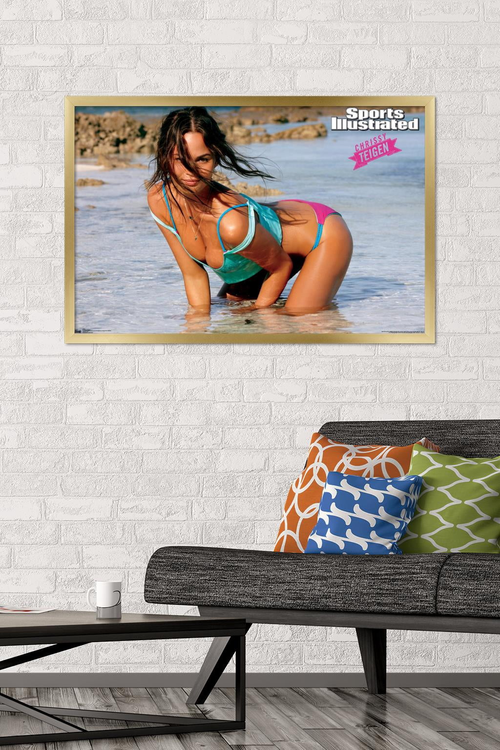 Sports Illustrated: Swimsuit Edition - Chrissy Teigen 12 Wall Poster, 22.375" x 34" Framed