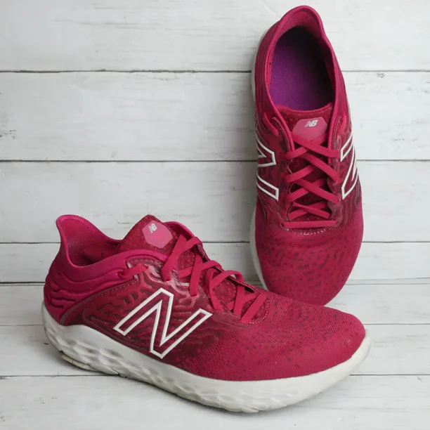 New Balance Fresh Foam Beacon V3 Mens 7.5 Running Shoes Red Sneakers MBECNRW3