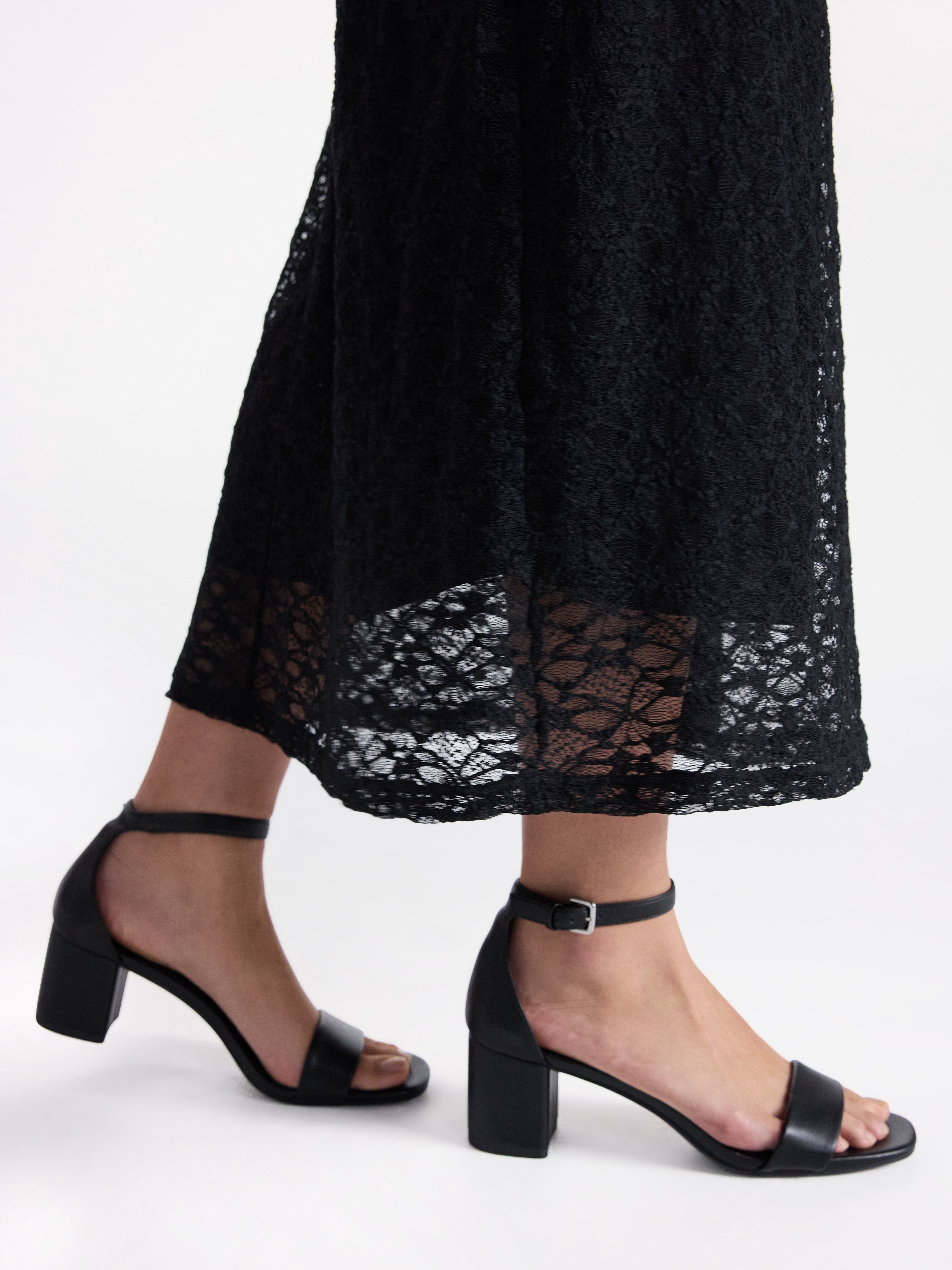 No Boundaries Triangle Top Maxi Dress, Women's