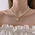 thumbnail image 1 of Coréen Élégant Bijoux Perle Collier Dames Strass Coquille Coeur Pendentif, 1 of 5