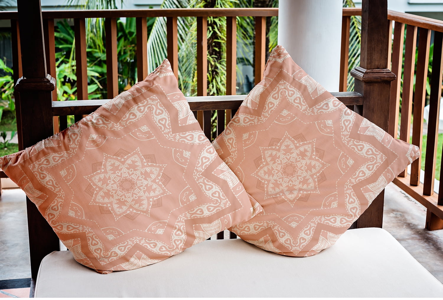 20"x20" Square Simply Daisy Shawl Poly Indoor/Outdoor Pillow, Sunwashed Brick Qty 1