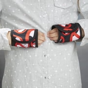 Get a Grip Game - the no thumb challenge game from Hasbro Gaming