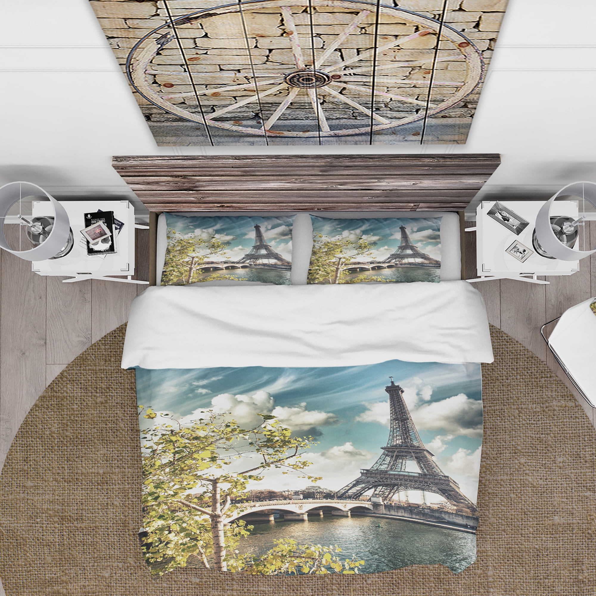 Designart 'Vegetation Near Paris Eiffel Tower' Global Inspired Duvet Cover Set