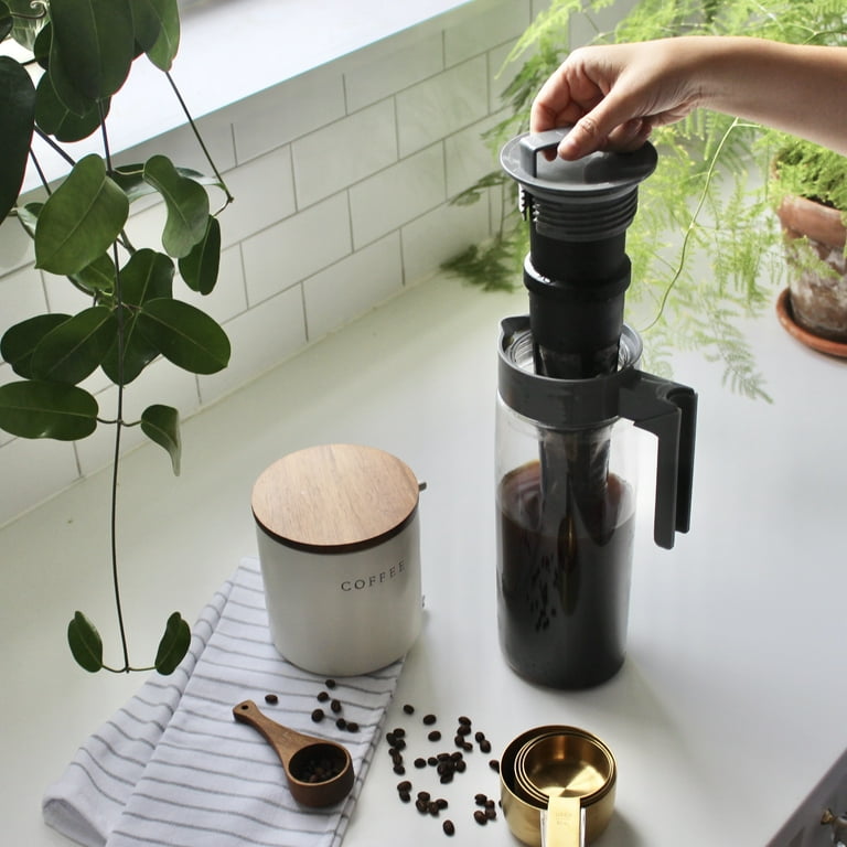 How To Make Great Tasting Cold Brew Coffee at Home (Takeya Cold