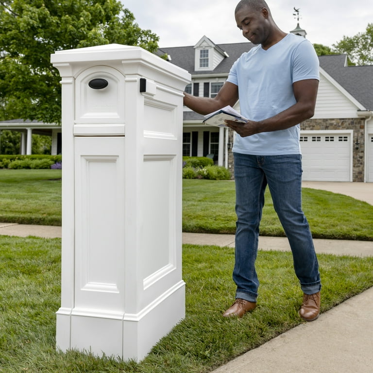 Step2 Atherton Reserve Lockable White Mailbox Package Storage with
