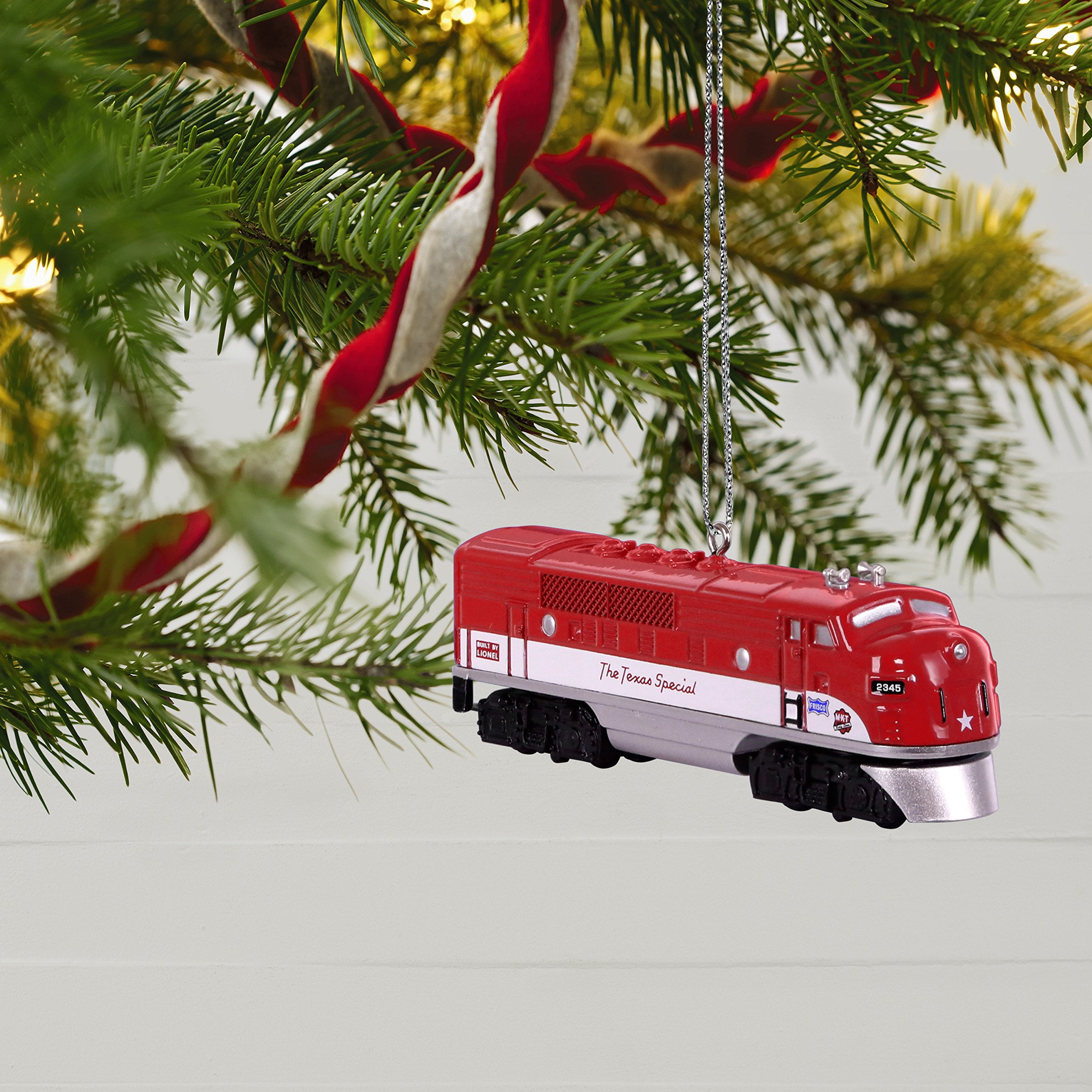 2018 hallmark lionel ornaments