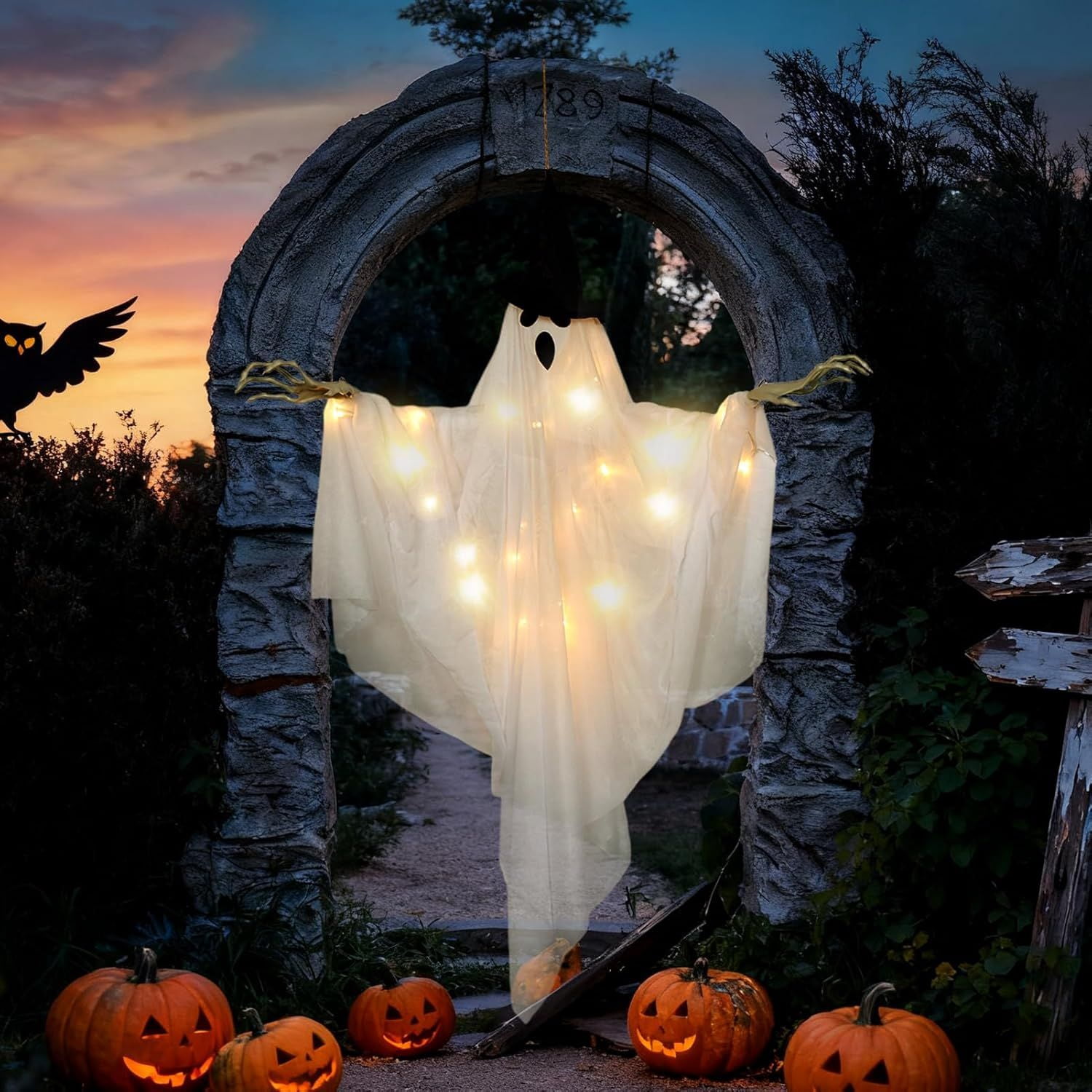 2 Pack Hanging Ghost Decorations 70cm with 8 Mode Lights for Indoor Outdoor