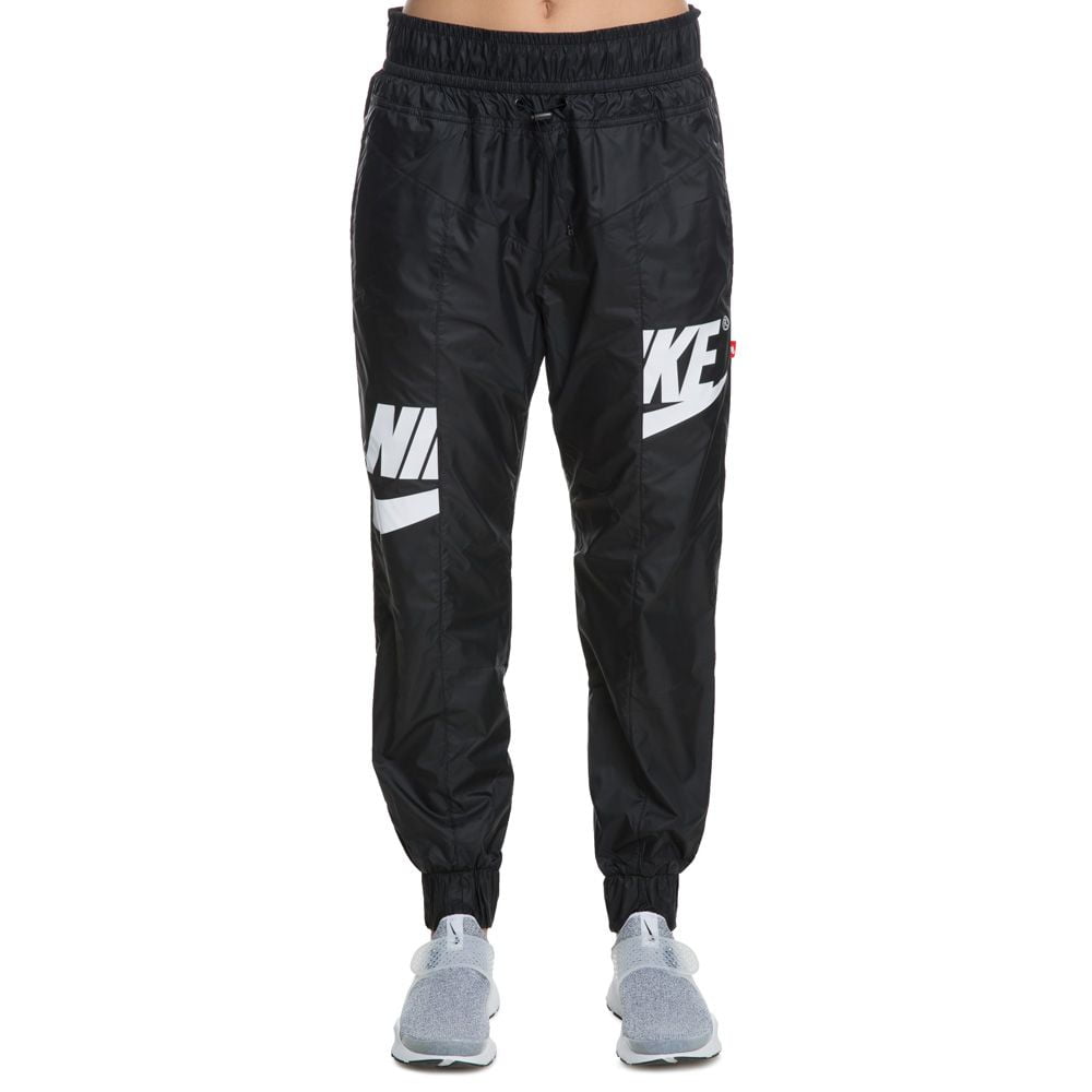 nike windrunner training pants