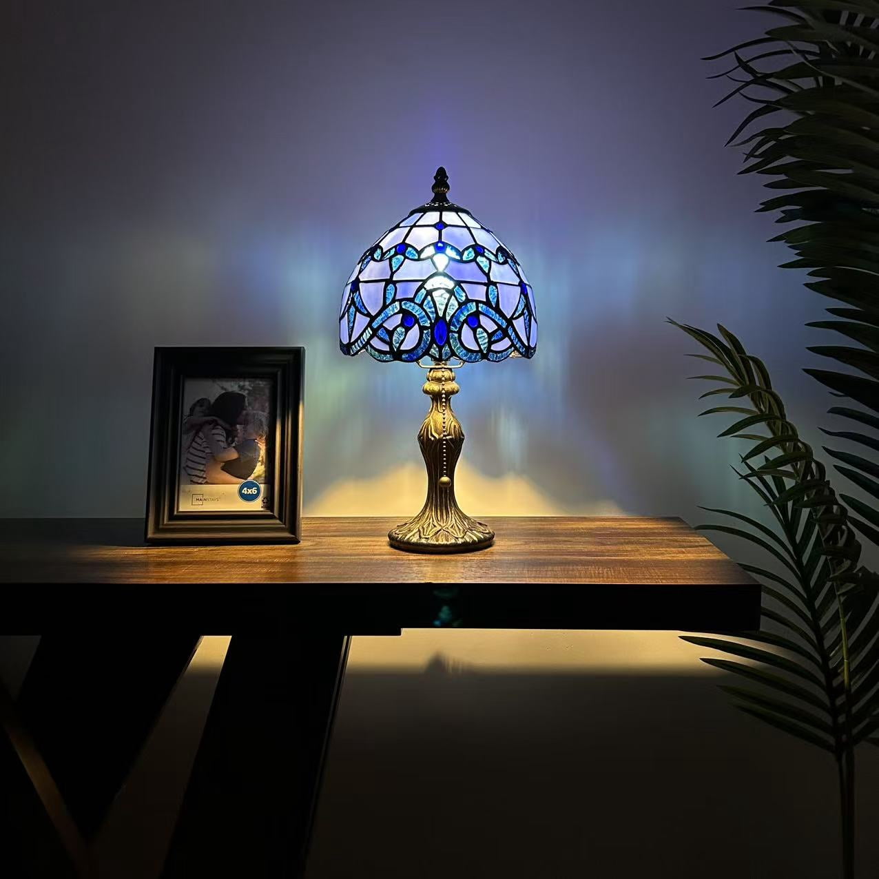 Tiffany Mini Table Lamp Blue Stained glass Baroque Style Lavender LED Bulb Included Pull Chain Switch for Living Room Dining Room Bedroom Bedside 14"H*8"W