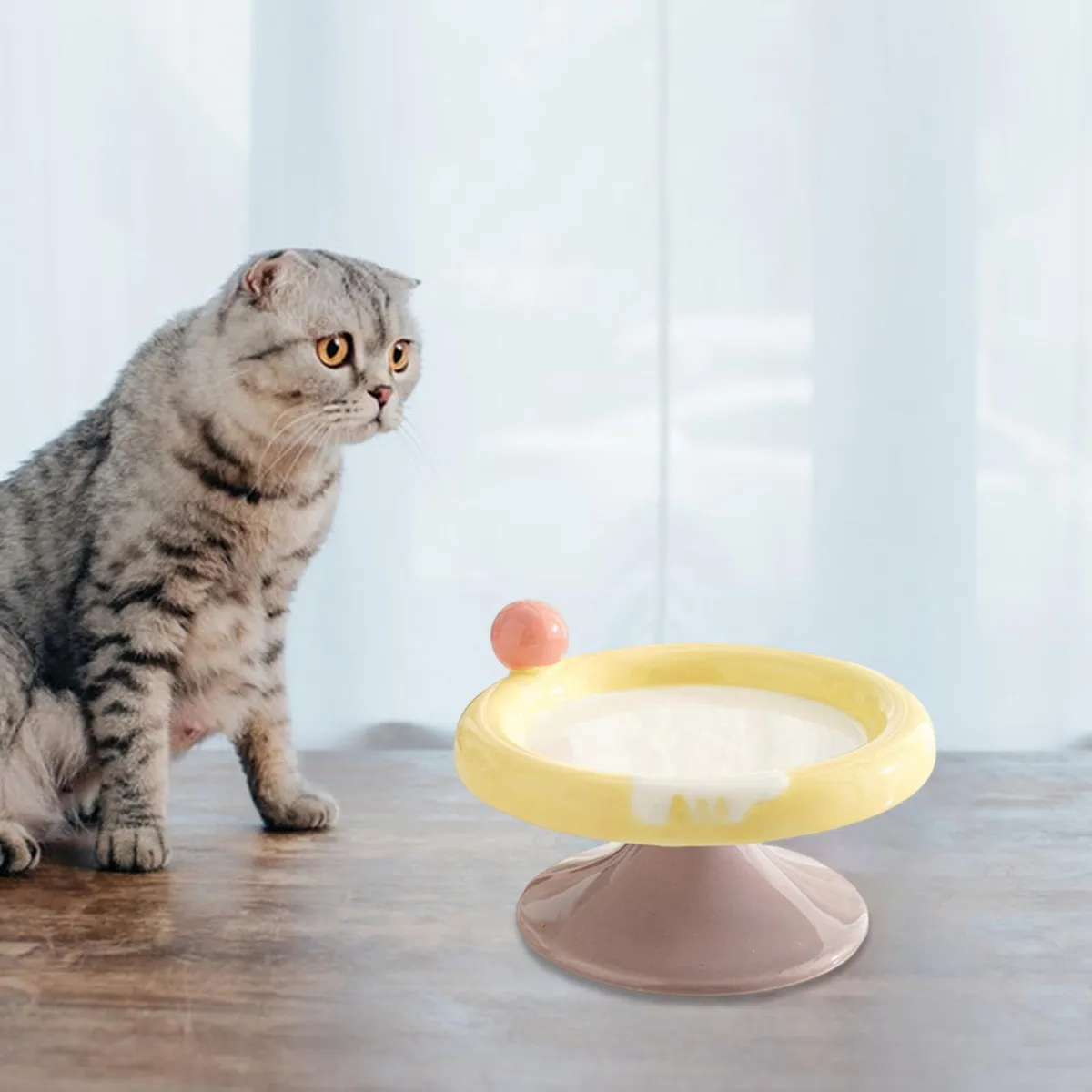 Fairela Elevated Ceramic Cat Bowl, Anti-Slip Raised Pet Feeder, Ice Cream Style Design, Yellow