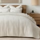 thumbnail image 1 of Juego de edredón EVERGRACE Luxury Velvet King Size, 3 piezas, color blanco crema, 1 of 9