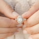 thumbnail image 5 of Fiudx Anillo de Compromiso con Diamantes Brillantes y Circonitas para Mujer, Ideal para Bodas y para Tu Pareja., 5 of 6