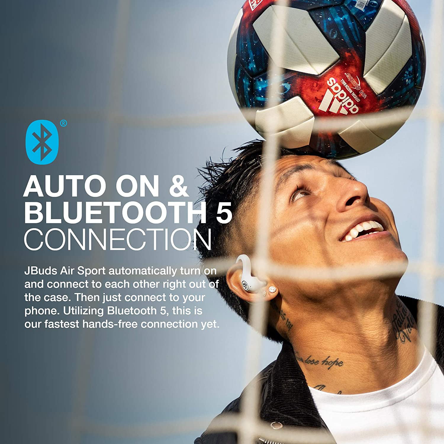  JLab JBuds Air Sport - Auriculares Bluetooth verdaderos  inalámbricos + funda de carga, color blanco, resistencia al sudor IP66,  conexión Bluetooth 5.0 clase 1, 3 ajustes de sonido de ecualización, firma