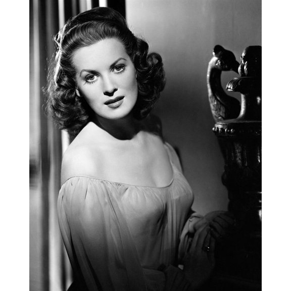 Maureen O'Hara 1940's portrait in sheer dress pulled from shoulder 5x7 photo