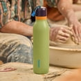 thumbnail image 2 of Owala FreeSip Twist - Botella de agua de acero inoxidable con popote y aislamiento térmico, para deportes y viajes, sin bisfenol A, 24 onzas, azul/verde (Camo Cool), 2 of 6