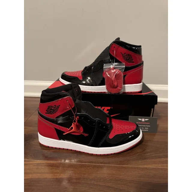 A i r-Jor-dan 1 Retro OG High Patent Bred 555088-063 DS