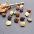 thumbnail image 4 of Nvzi Botones cuadrados de resina, 50 piezas, 1,8 cm (0,71 pulgadas), color beige, resina + mango de aleación de metal, diseño retro para decoración de ropa y proyectos de manualidades., 4 of 5