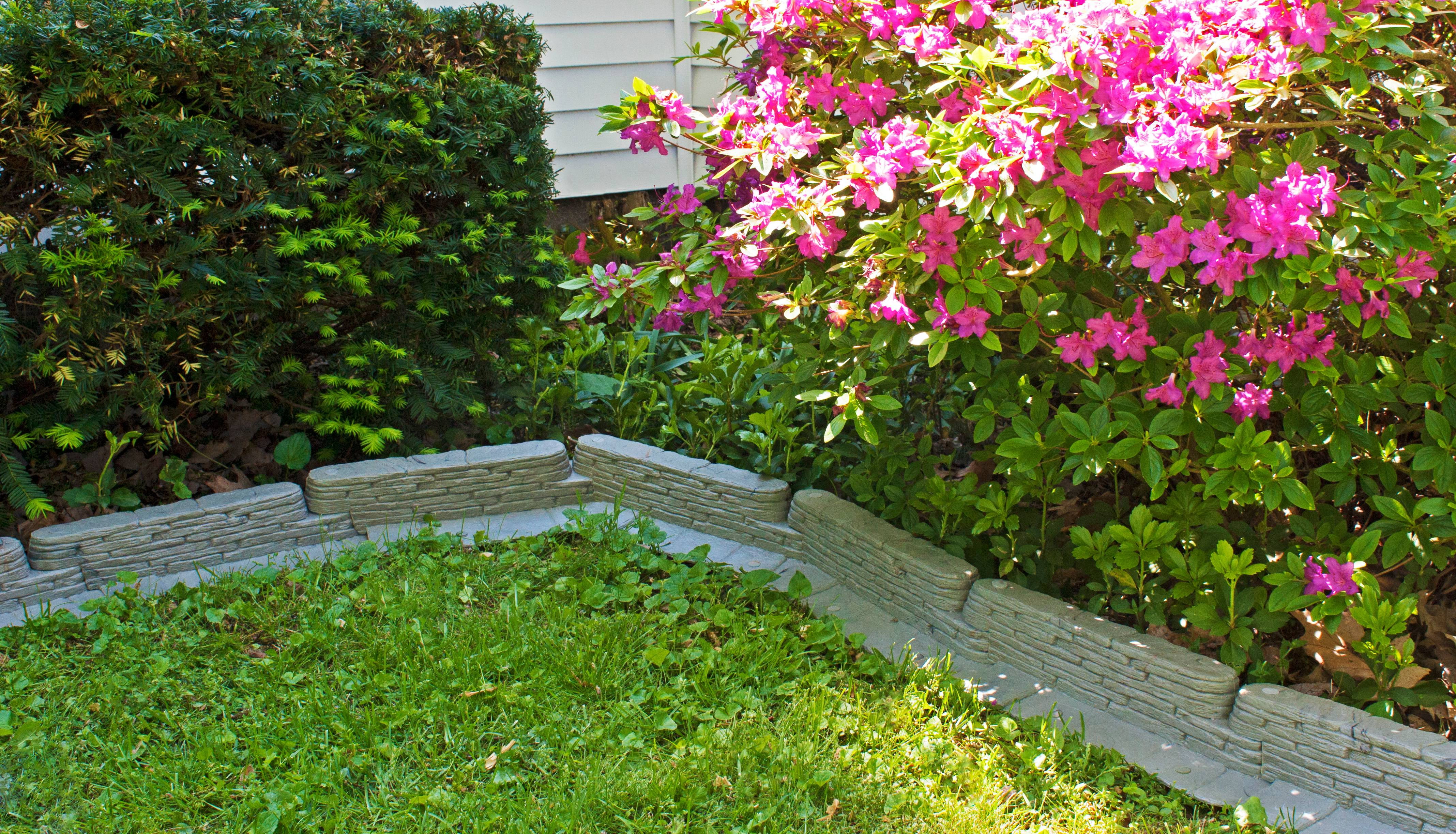 Bedrocks Trim-Free Lawn Edging Gray, 20 Feet, Natural Stacked Slate Design