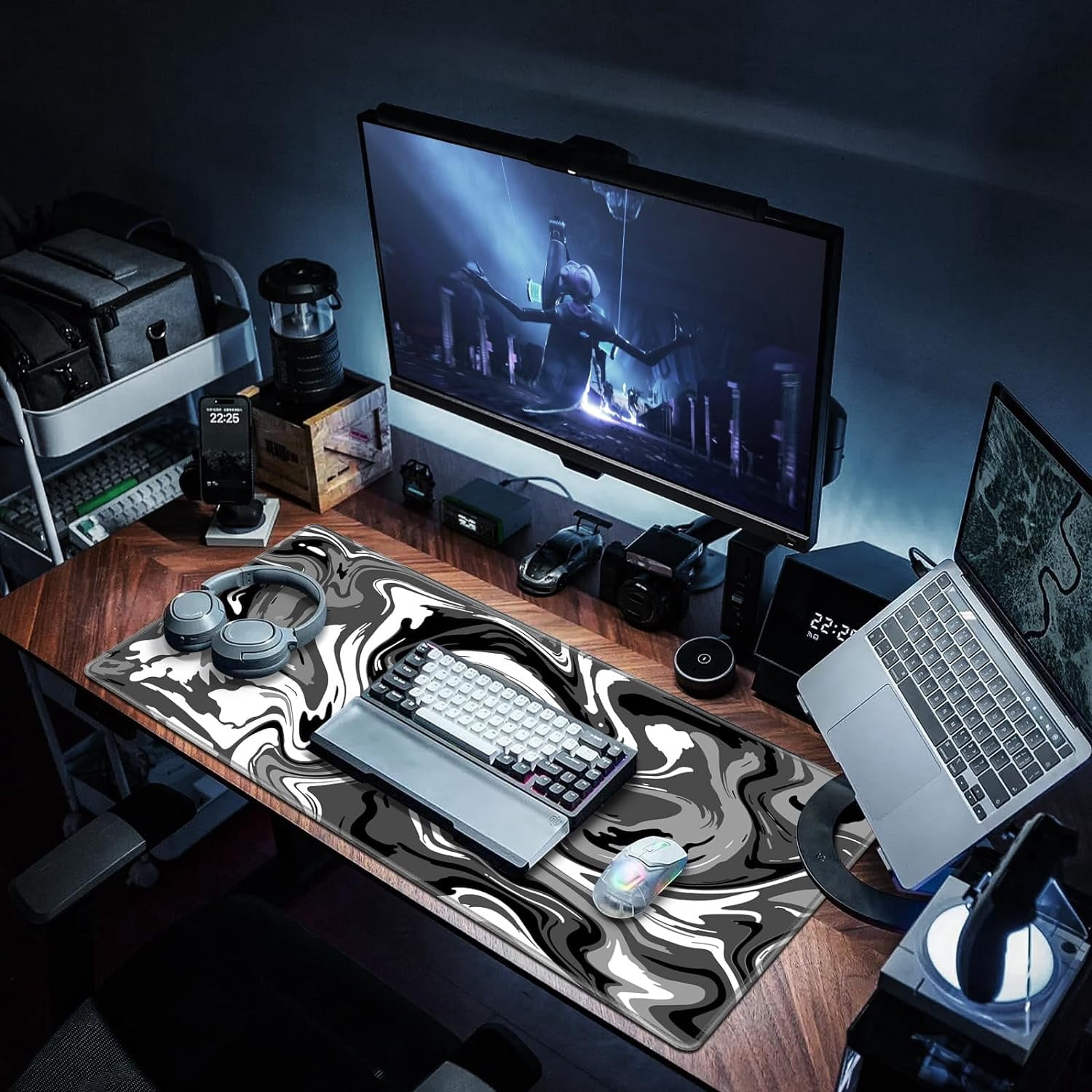 Gaming Mouse Pad, Fluid Pattern Mouse Pad 31.5x15.7inch Large Extended Computer Mouse Mat Keyboard Full Desk Mousepad for Gaming, Office, Home