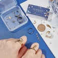 thumbnail image 3 of 1 caja de 6 juegos de 32 anillos de acero inoxidable en blanco con dijes colgantes de metal dorado con forma de corazón, hoja y luna, anillos abiertos ajustables, 3 of 6