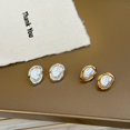 thumbnail image 1 of 2 pares de pendientes de perlas irregulares de nicho de perlas irregulares, 1 of 4