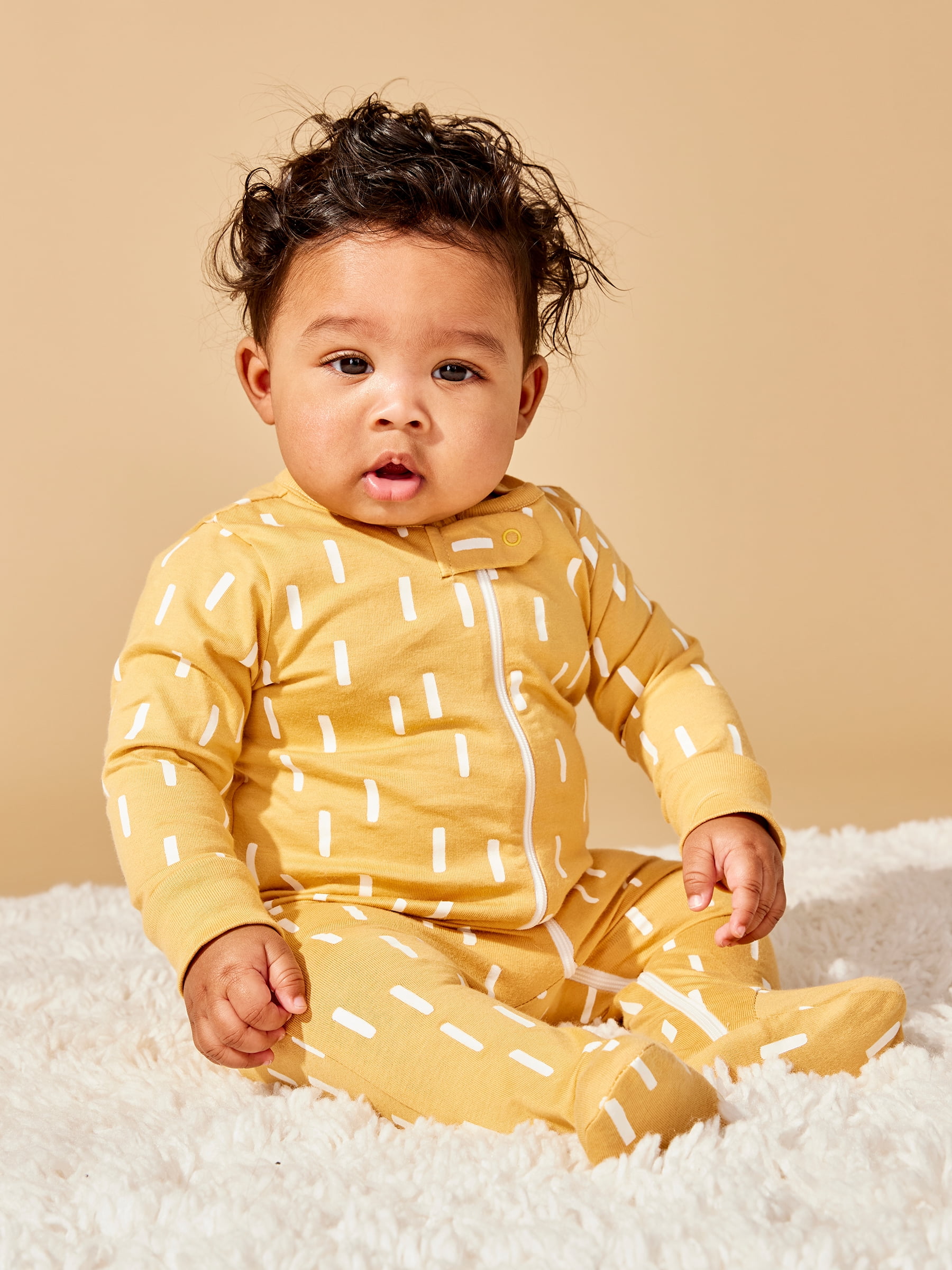 Newborn to 12 Months The Peanutshell Soft Footie Pajamas Baby Sleeper and Bodysuit for Baby Boys and Girls 