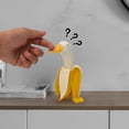 thumbnail image 2 of Estatua artística de pato y plátano amarillo, decoración creativa y caprichosa para jardín, pato, plátano pelado, patio al aire libre, 2 of 5