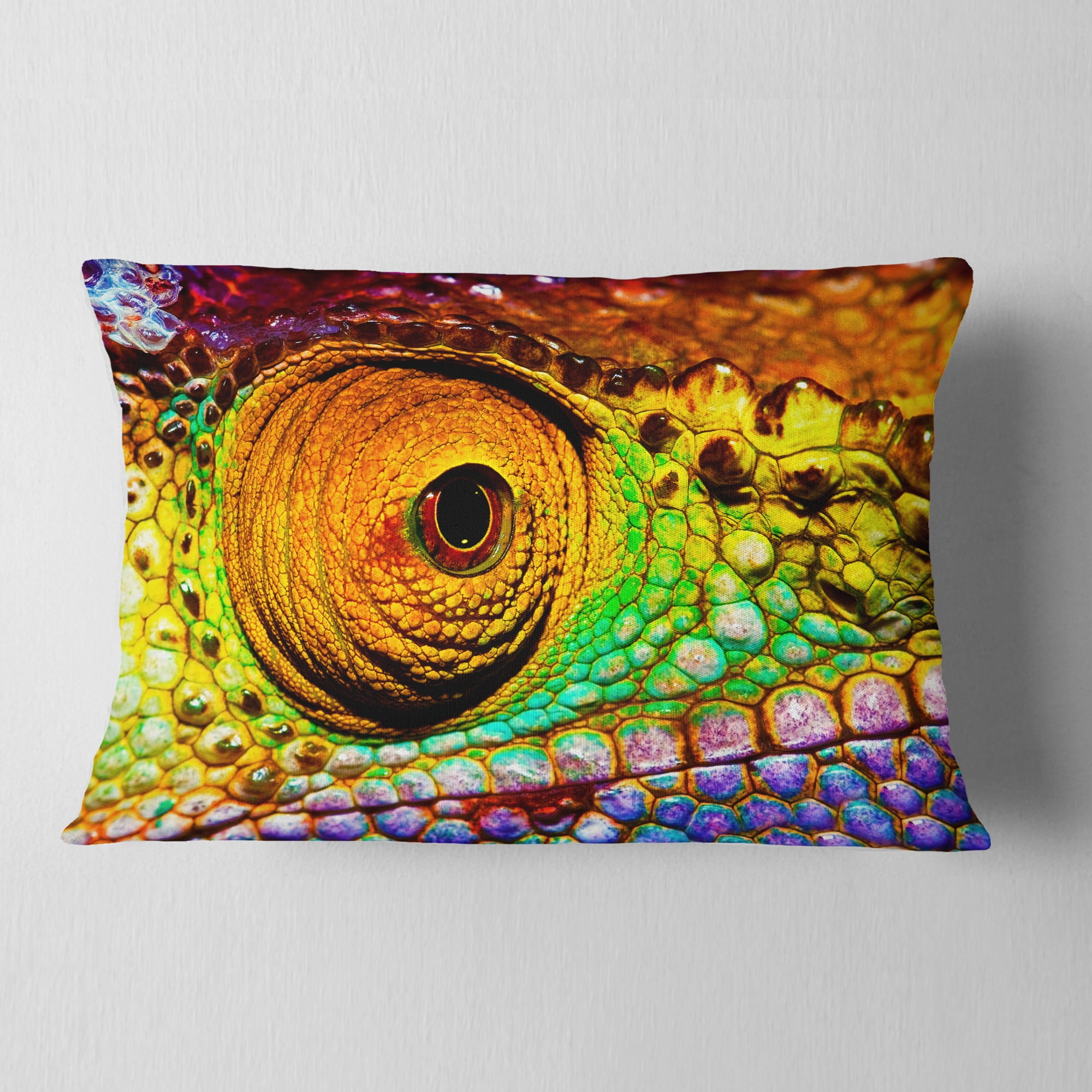 Designart Multicolor Scaly Skin of Lizard - Abstract Throw Pillow - 12x20