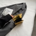 thumbnail image 2 of Bolso Hombro para Mujer Bandolera Pequeño Con Solapa PU Viajes Al Aire Libre (dorado), 2 of 8