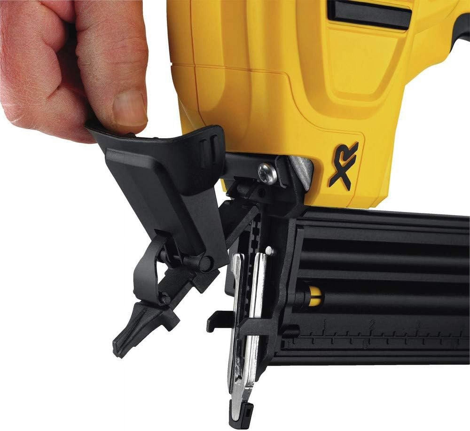 DEWALT 20V MAX XR 18 Ga Cordless Brad Nailer DCN680B - Brushless Motor - Tool Only