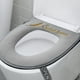 thumbnail image 1 of Adhesivo para la tapa de la tapa del asiento del váter de invierno | Anillo de asiento de inodoro de felpa suave de forro polar | Encaja en inodoros pequeños | Antideslizante, lavable, reutilizable, 1 of 6