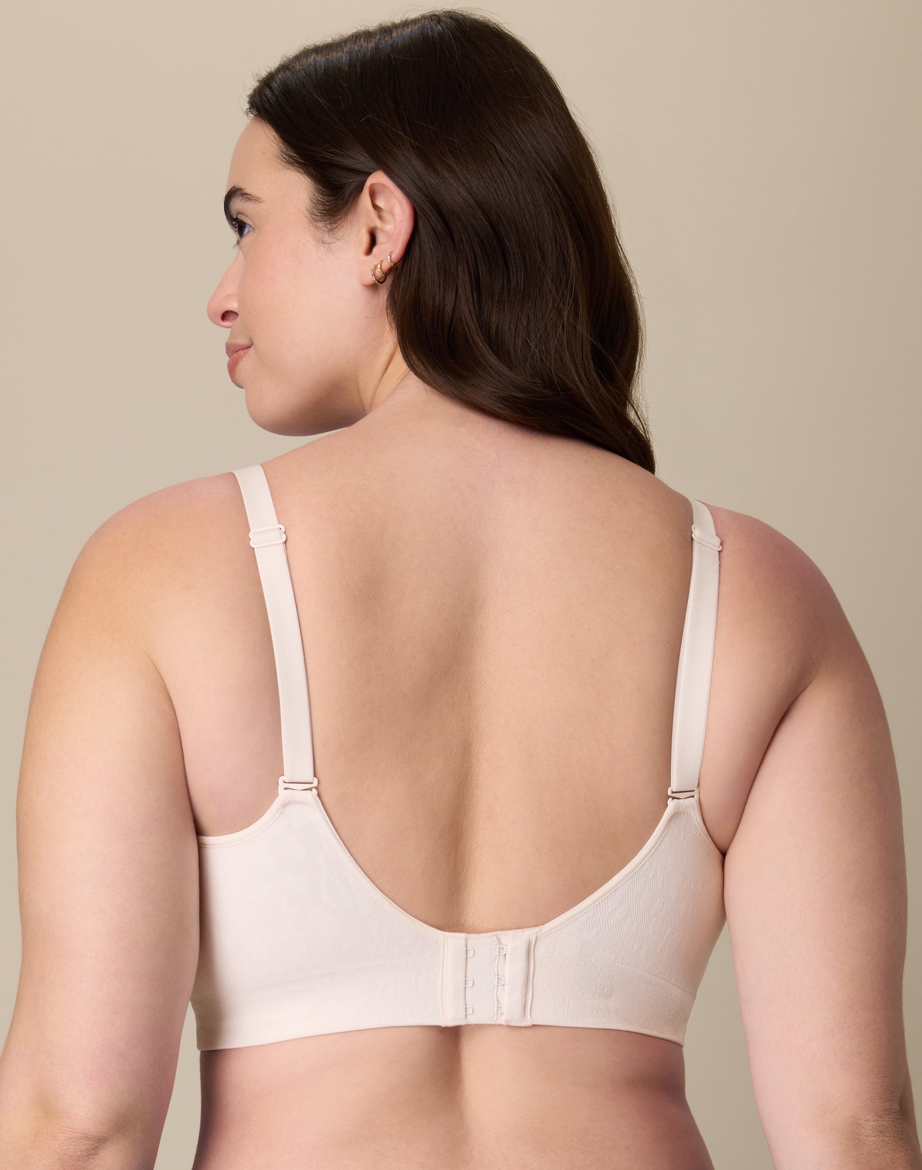Playtex Full Coverage Convertible Wireless Bra Pack, Moisture-Wicking, 2-Pack  Heirloom White/Almond XL Women's