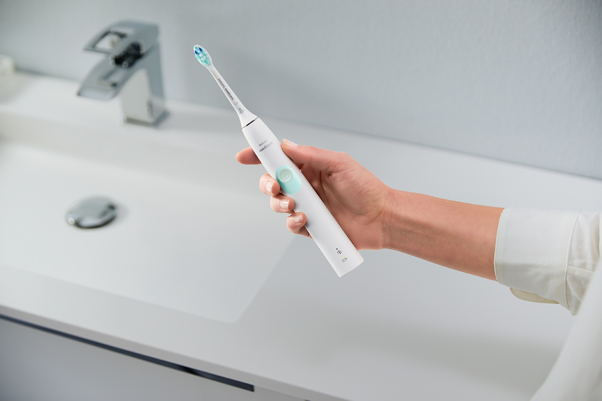 Philips Sonicare ProtectiveClean 4100 Plaque Control, Rechargeable Electric Toothbrush with Pressure Sensor, White Mint HX6817/01 - image 8 of 14