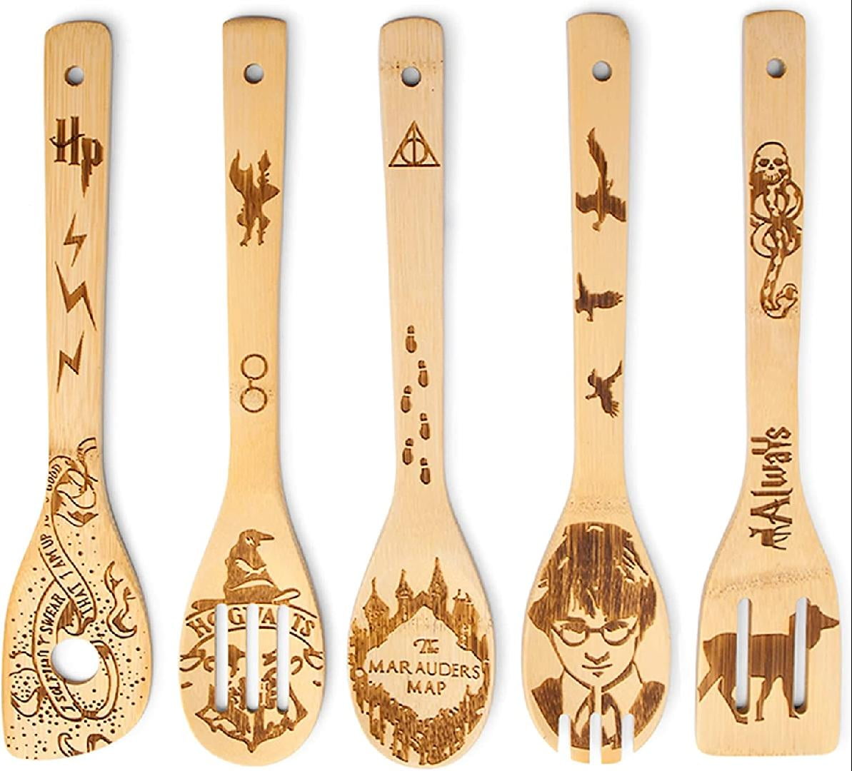  Wooden Spoons for Cooking 5-Piece, Bamboo Cartoon Lilo and  Stitch Spoons, Nonstick Kitchen Utensils Set, Premium Quality Stitch Gifts  for Women, Christmas Gift, Birthday Gift, Housewarming Gifts : Everything  Else