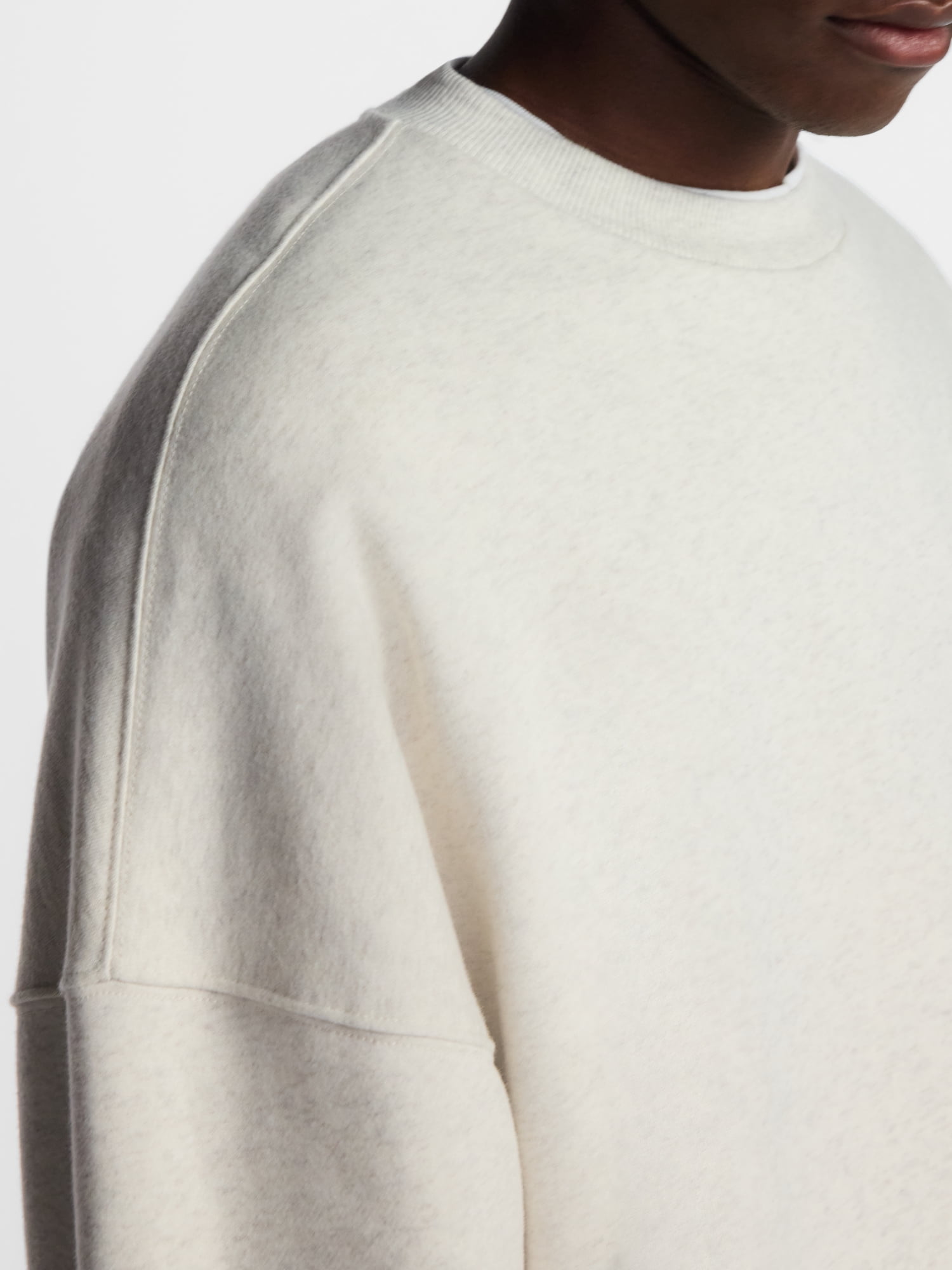 No Boundaries Crewneck Fleece Sweatshirt with Long Sleeves, Men's XS-4XLT
