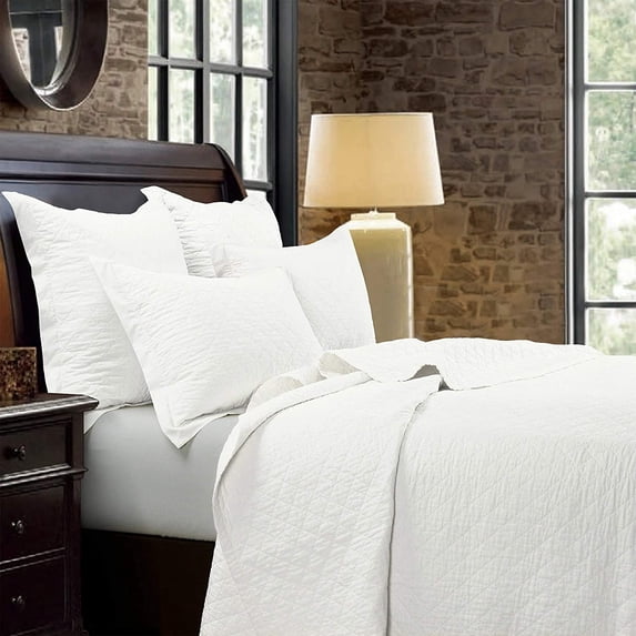 HiEnd Accents Linen Quilt Set, King Vintage White