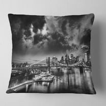 Designart Amazing Night in New York City - Cityscape Throw Pillow - 16x16