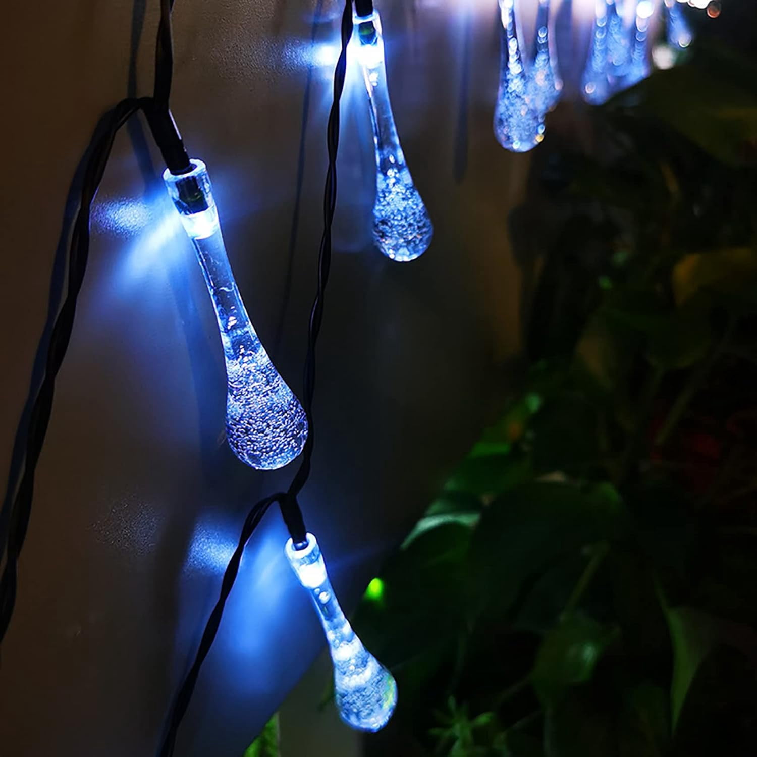 Solar String Lights Outdoor 20ft 30LEDs Water Drop Fairy Garden Lights Waterproof 8 Modes Raindrop Festival Decorative Lighting for Terrace Patio Gazebo Christmas Party Wedding