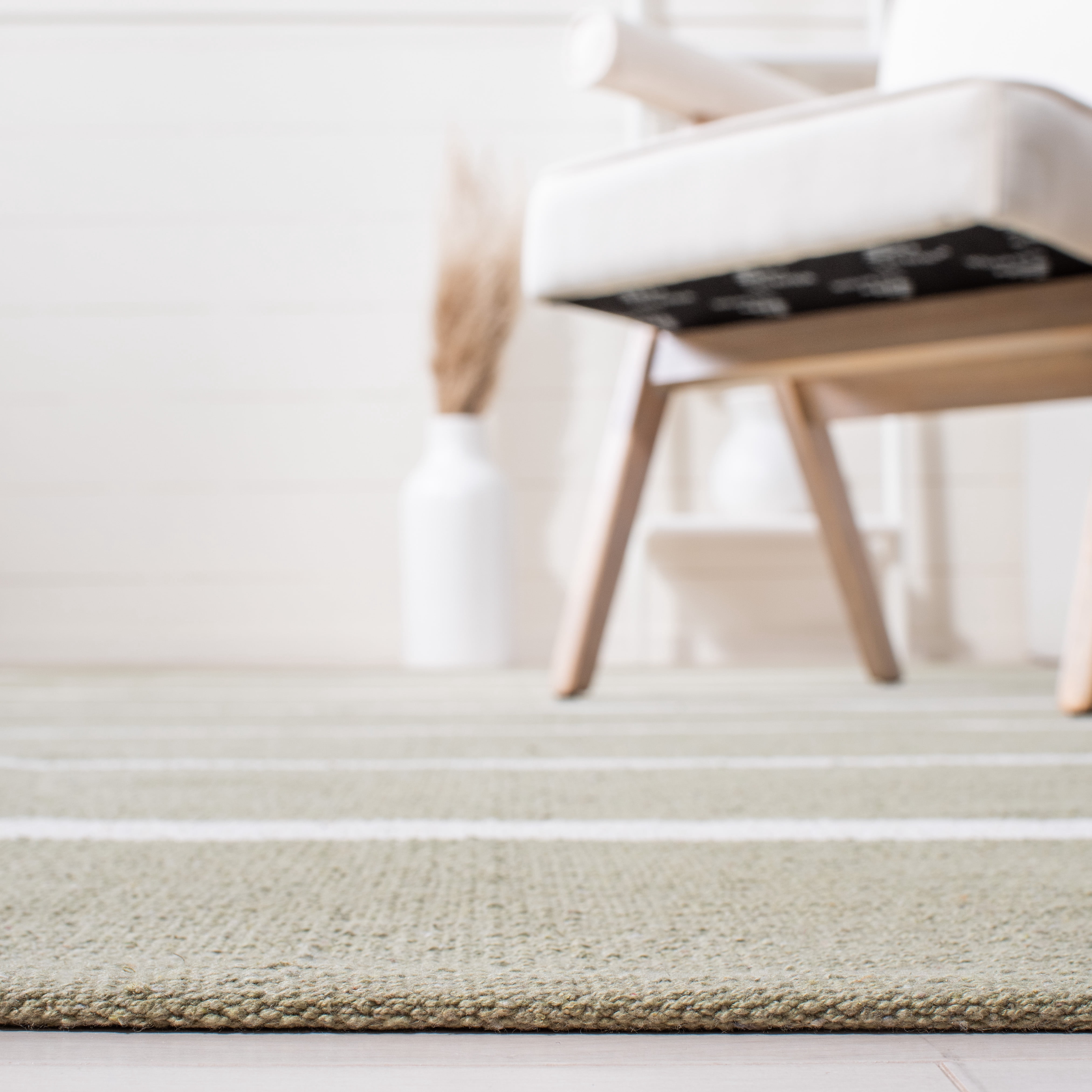 SAFAVIEH Montauk Oswald Geometric Striped Cotton Area Rug, Light Green/Ivory, 9' x 12'
