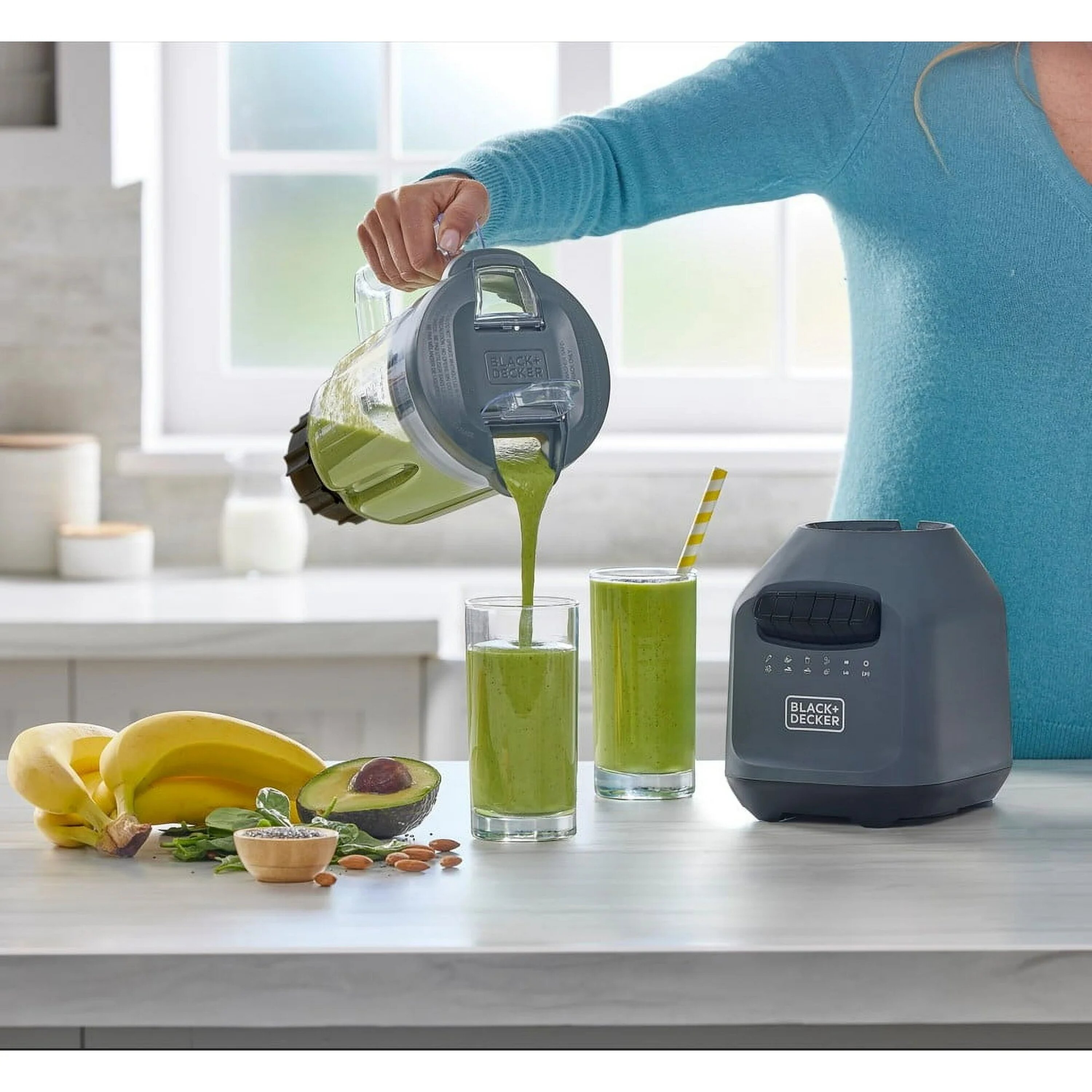 BLACK+DECKER Ice Crush Blender, 56-Oz, 700W photo 2