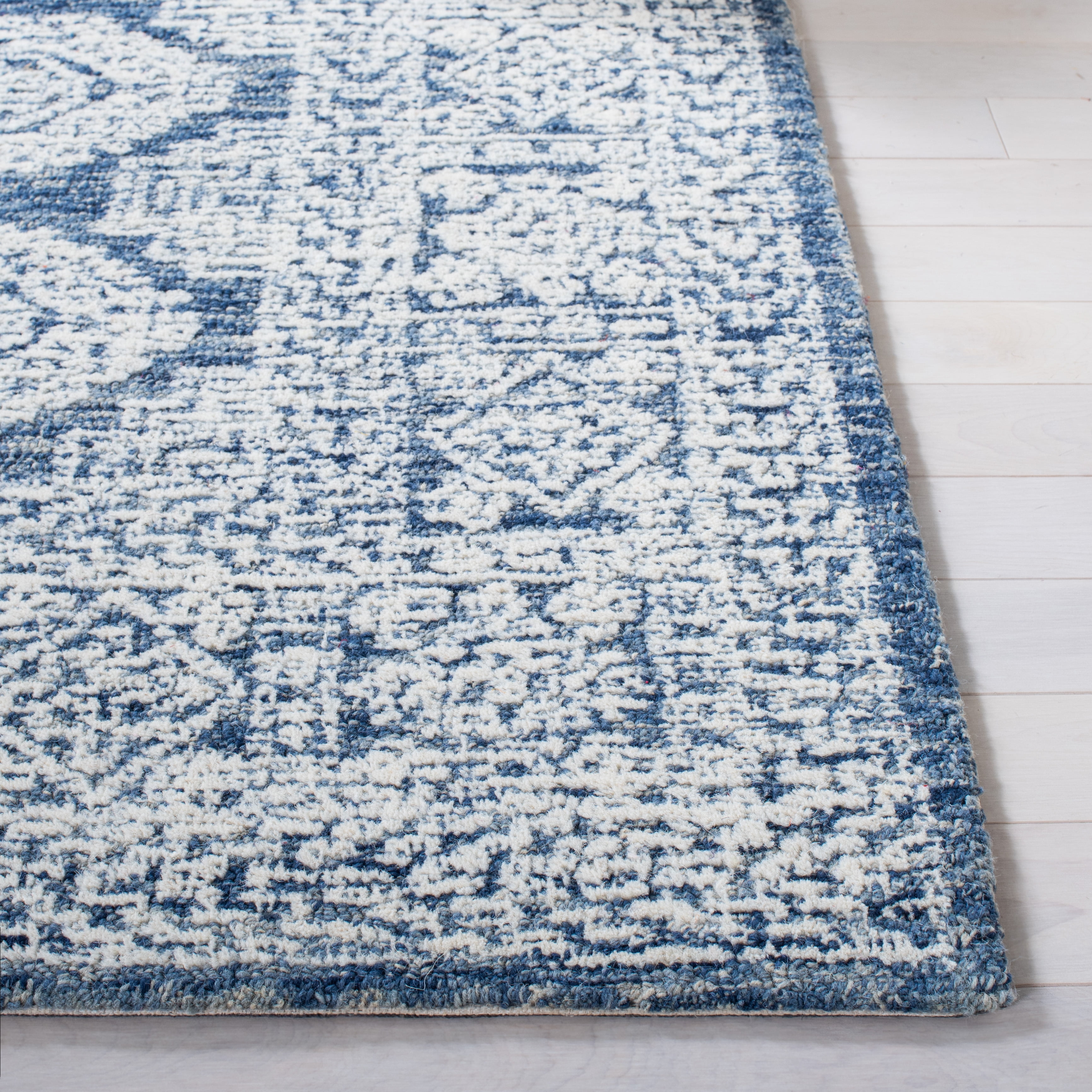 SAFAVIEH Metro Leontyne Geometric Area Rug, Natural/Blue, 6' x 6' Square