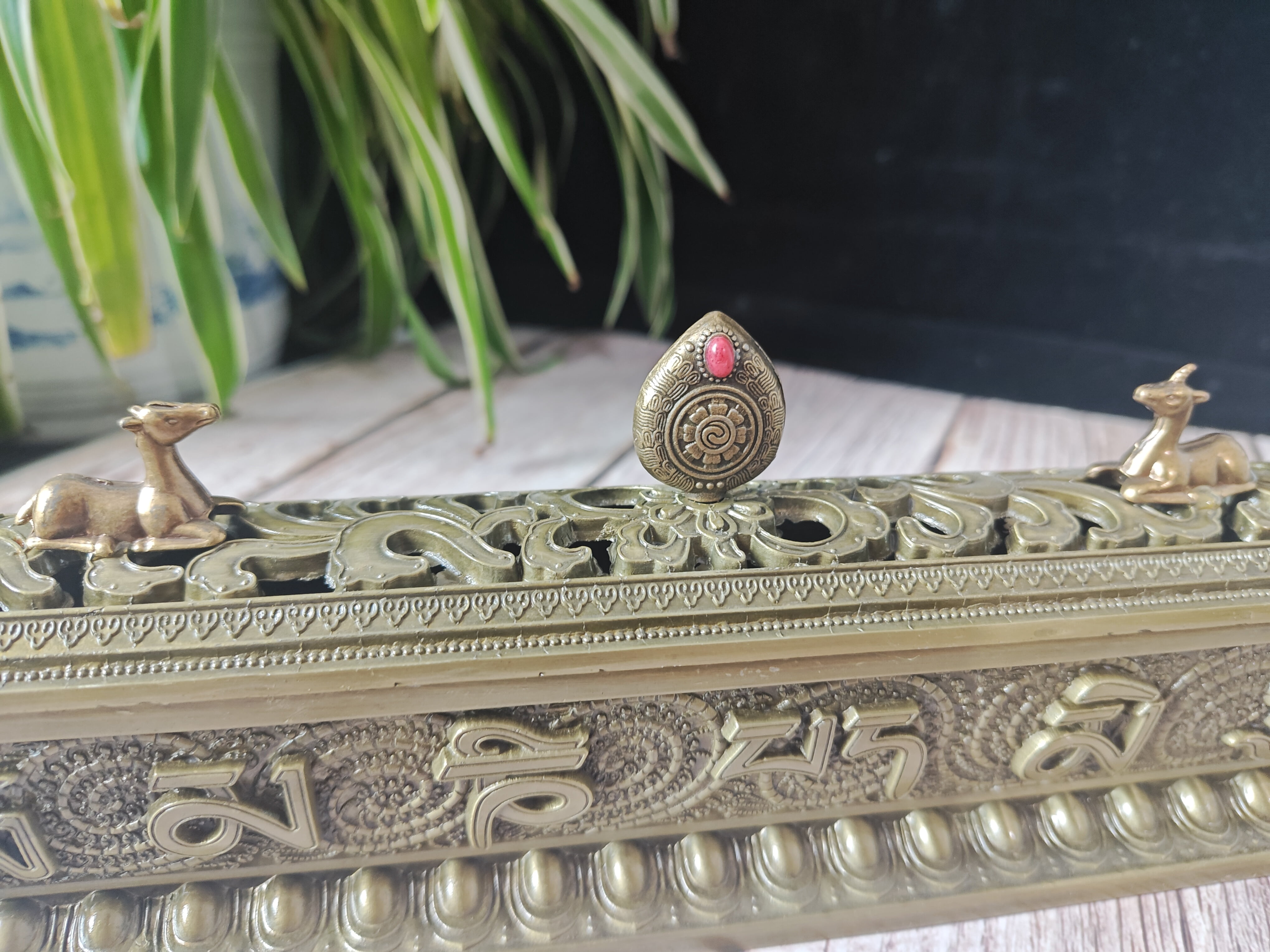 12.9''Vintage style copper unique Incense Holder waterfall  Catcher censer Incense Burner for Sticks Healing Ash Catcher ashtray Home Decor