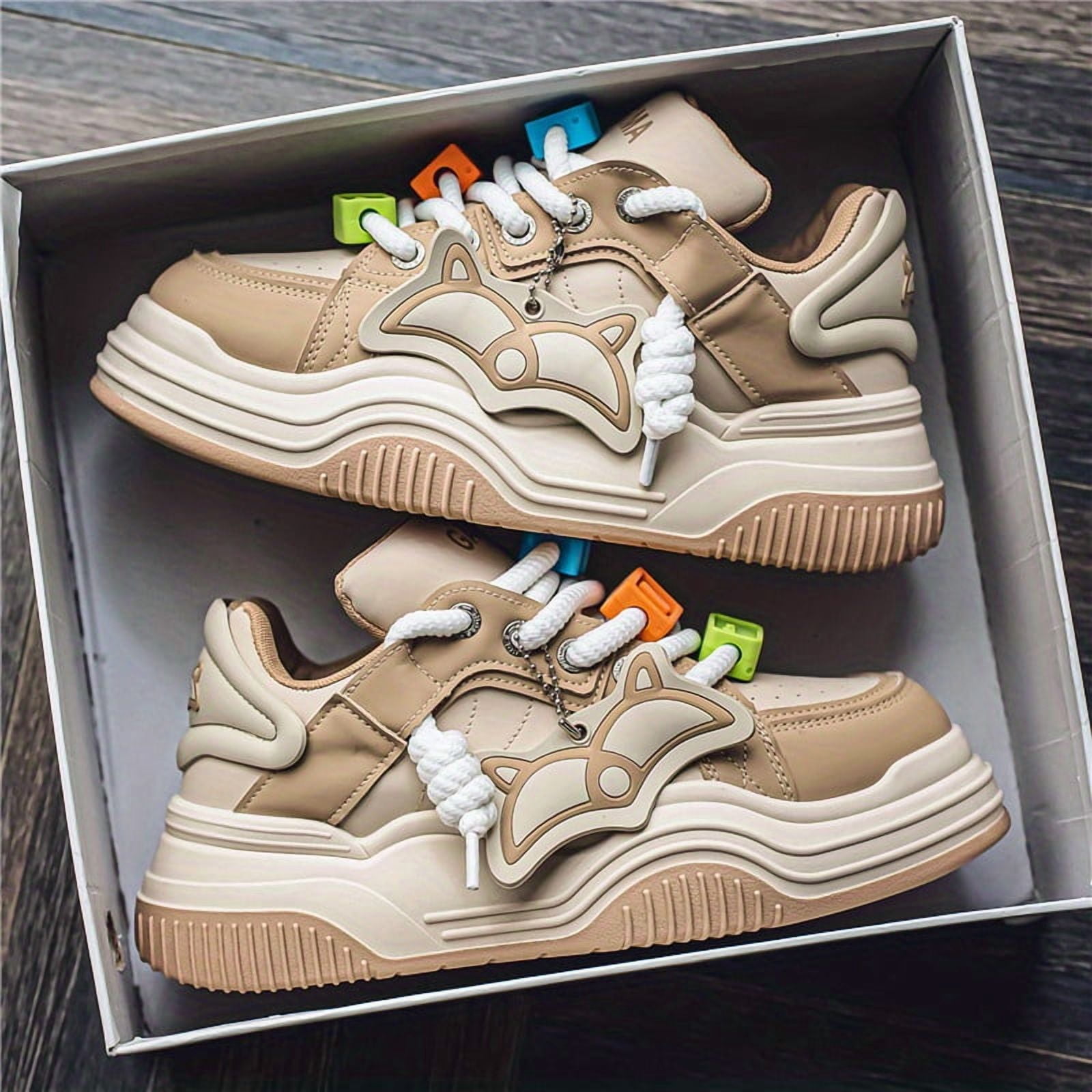 Men's Casual Sports Shoes: Stylish British Hiking Sneakers for 8 Festive Occasions