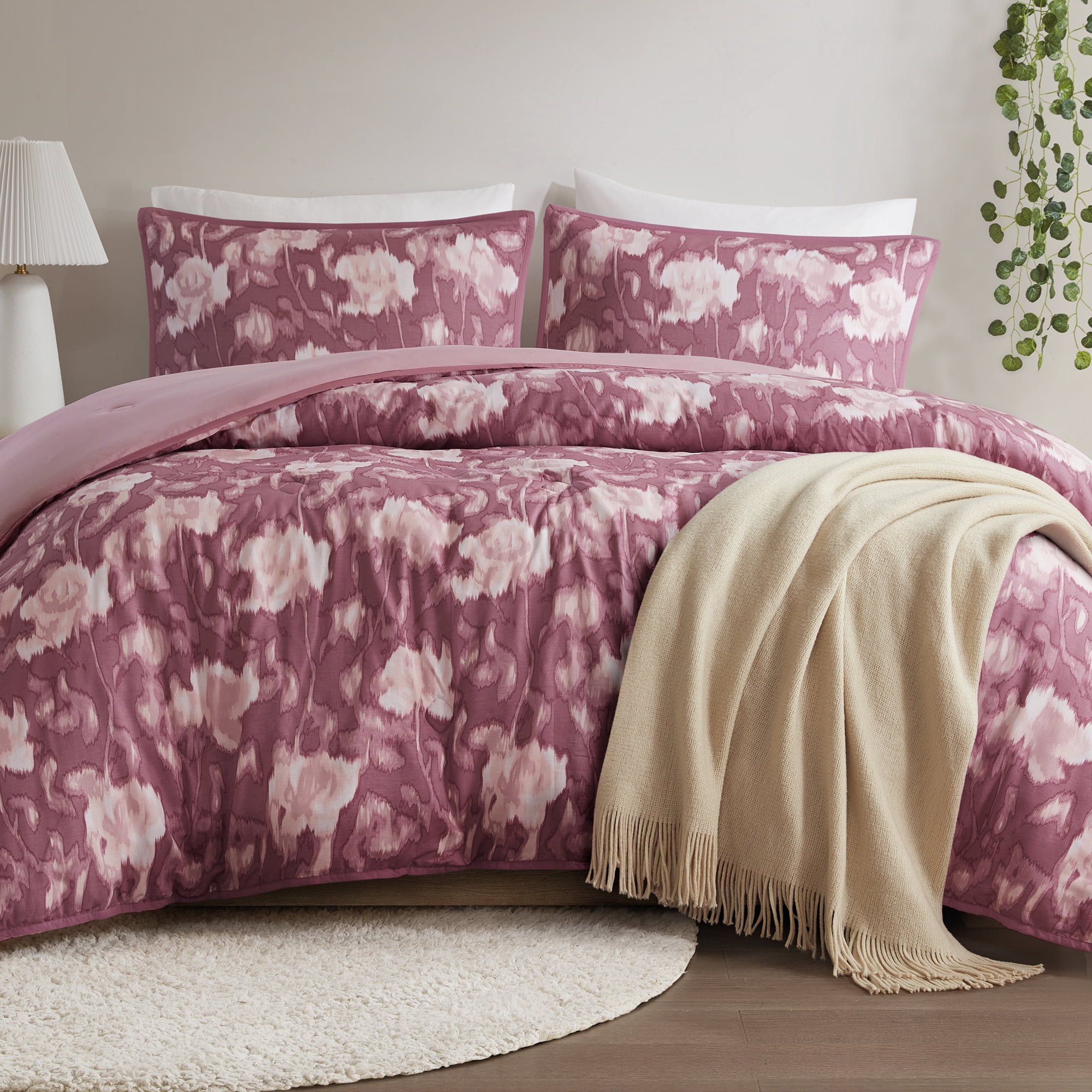 Mainstays Blurred Rose 3-Piece Pink Comforter Set, Full/Queen
